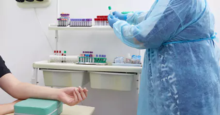 Materiały laboratoryjne obejmują co
