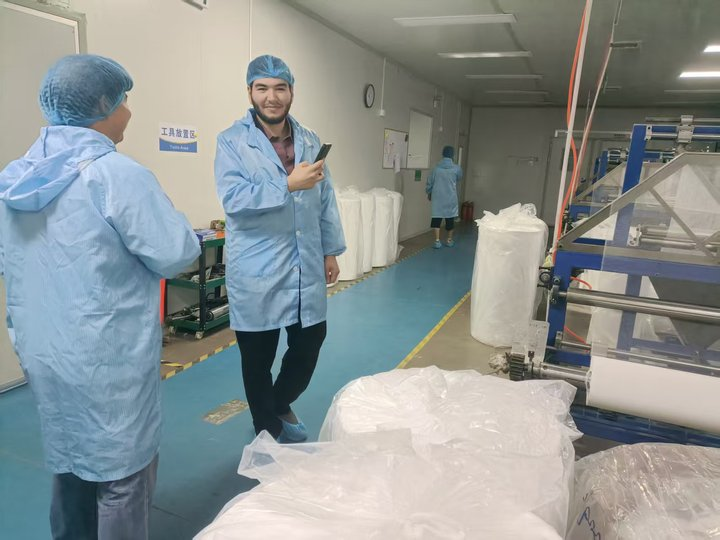 Kontrola informacyjna w chmurze zagranicznej przez klientów Bliskiego Wschodu